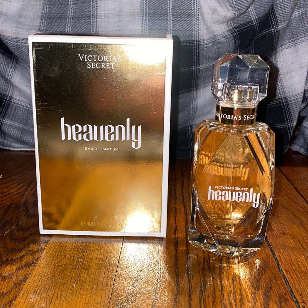 Victoria’s Secret “Heavenly” perfume 3.4 FL OZ